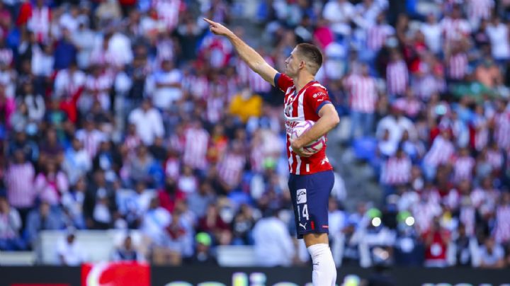 ¿Cuánto ganaría Santiago Ormeño en Chivas si decide quedarse?