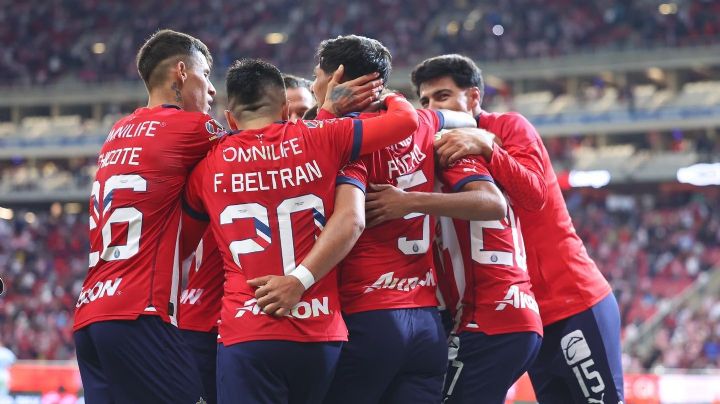 Se confirma NUEVA BAJA en la delantera de Chivas para el Clausura 2024