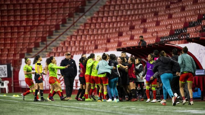 Angelina Hix y Miah Zuazua se DISCULPAN por PELEA en el Xolos Femenil vs Bravas