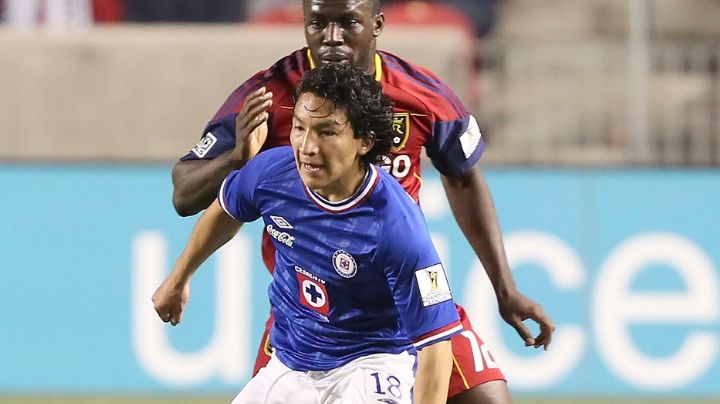 Ex-Cruz Azul, César Villaluz, sorprende con su NUEVO EQUIPO