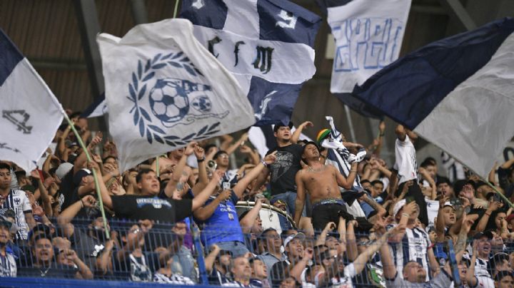 ¡INCREÍBLE! Afición de Rayados PROTESTA en contra de FMF tras vetarlos