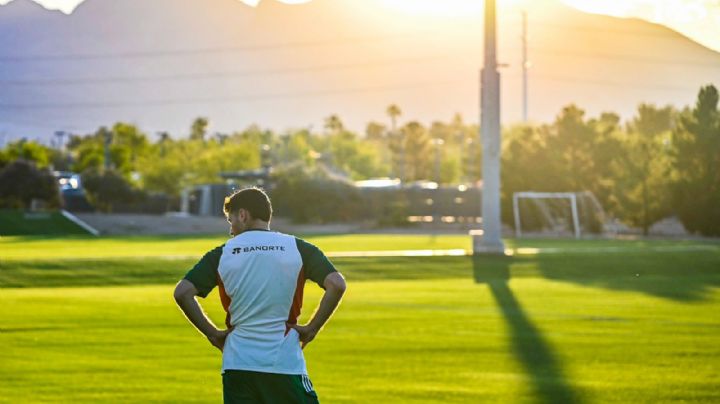 Santiago Giménez aclara su FUTURO para la próxima temporadas 2023-2024