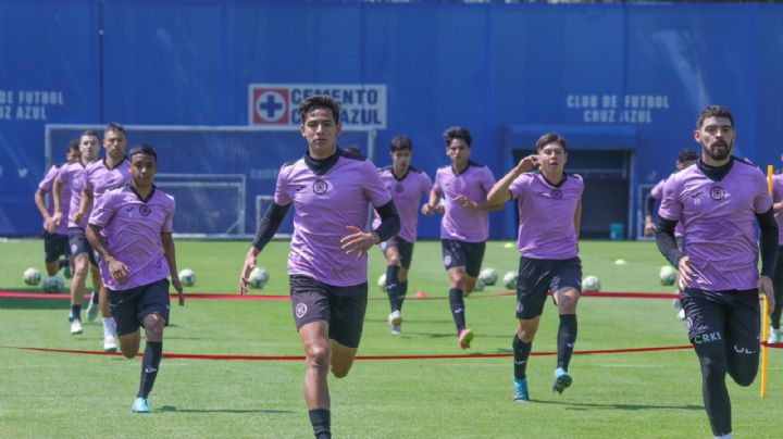 JOYA de la cantera de Cruz Azul busca imitar los pasos de Santi Giménez