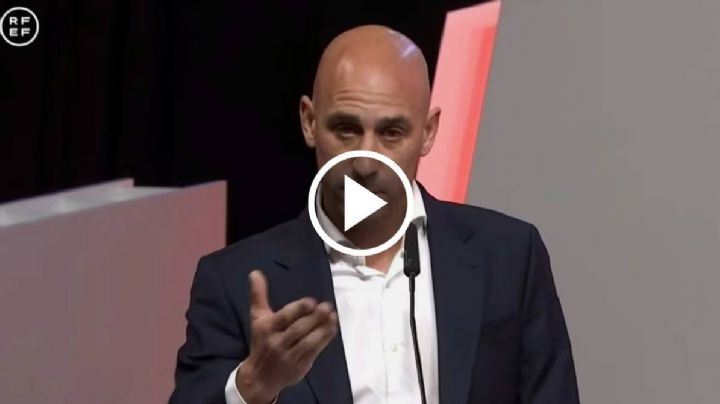 ¡NO RENUNCIA! Luis Rubiales se JUSTIFICA por besar a Jenni Hermoso con polémica declaración