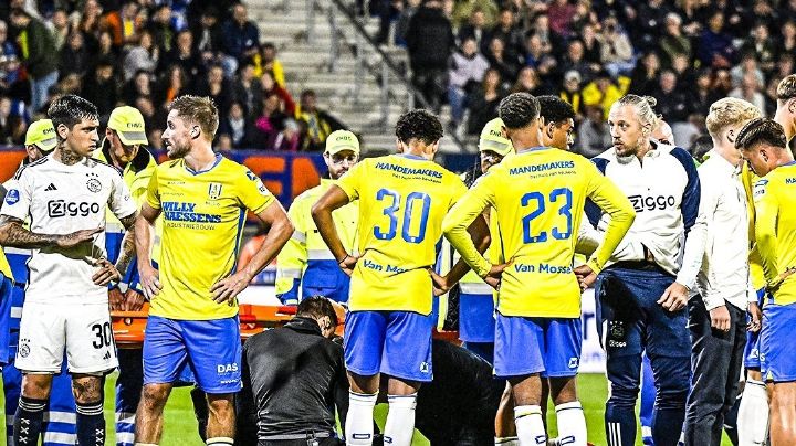 Etienne Vaessen, portero del RKC Waalwijk CAE INCONSCIENTE y SUSPENDEN partido vs Ajax