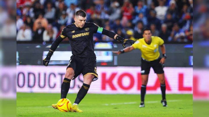 Video: Tiago Volpi POR FIN FALLA su PENAL, pero se REPITE y consigue el GOL