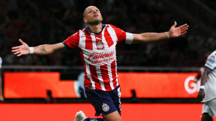 ¡Otra vez es baja! ¿Cuántos partidos se ha perdido Chicharito con Chivas desde su contratación?