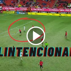 Video: ¿TENDIENDO LA CAMA a Miguel Herrera? ERROR de Xolos genera FUERTE POLÉMICA