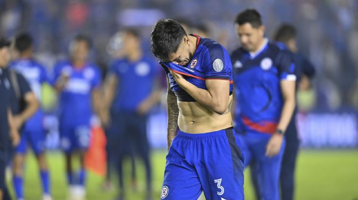 Agentes de la Fiscalía del Estado de México se presentan en las instalaciones de Cruz Azul por Carlos Salcedo